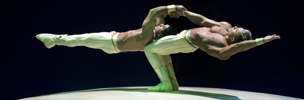 Hand to Hand © Cirque du Soleil | Richard Termine