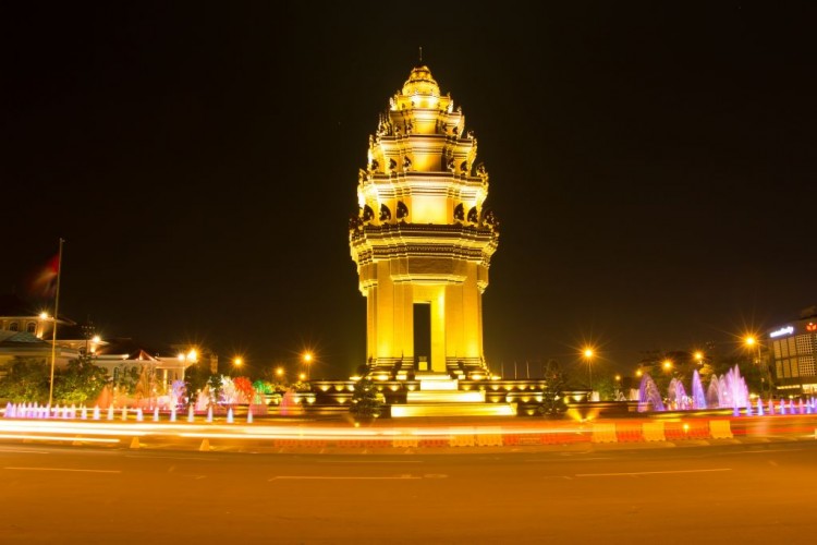 Independence Monument, Phnom Penh, Cambodia © Torn1414 | Dreamstime
