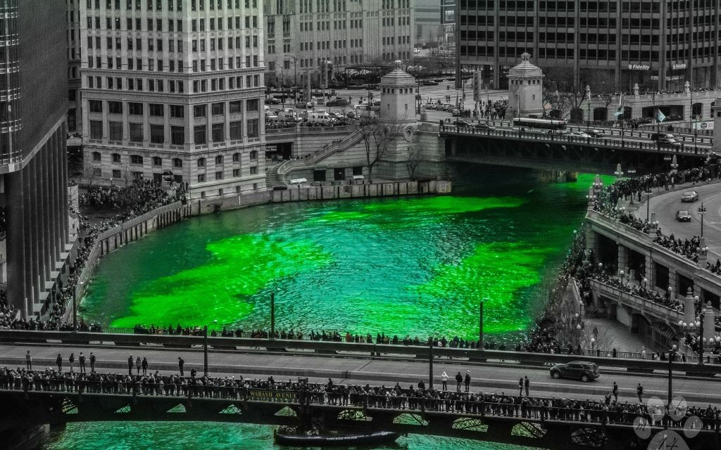Dyeing the Chicago River Green for St. Patrick's Day © Matthew Smith | Flickr