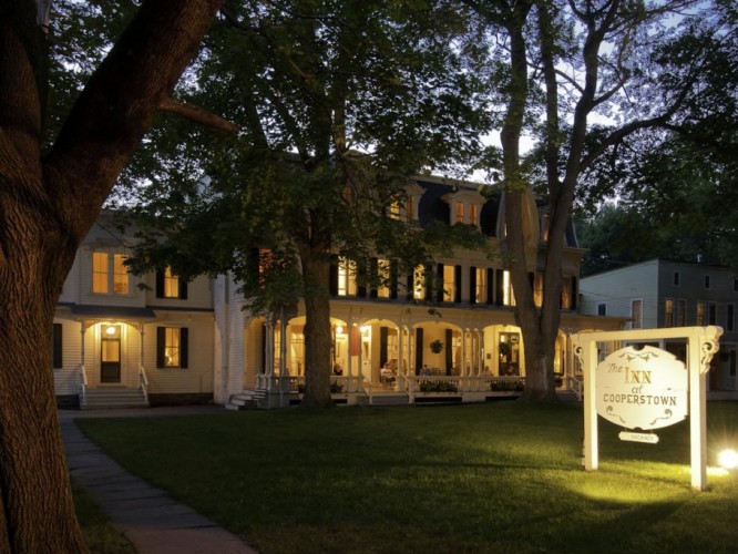 Exterior Inn Hotel Cooperstown, New York 2 © The Inn at Cooperstown | Elizabeth Campbell
