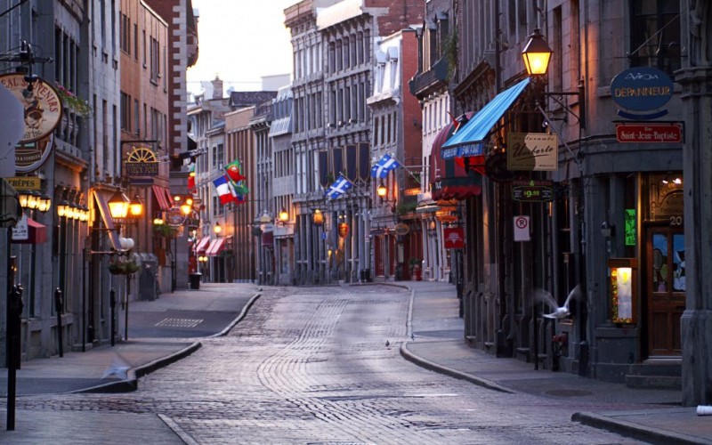 St. Paul Street in Old Montreal, Quebec, Canada © Mario Beauregard | Dreamstime 20736053
