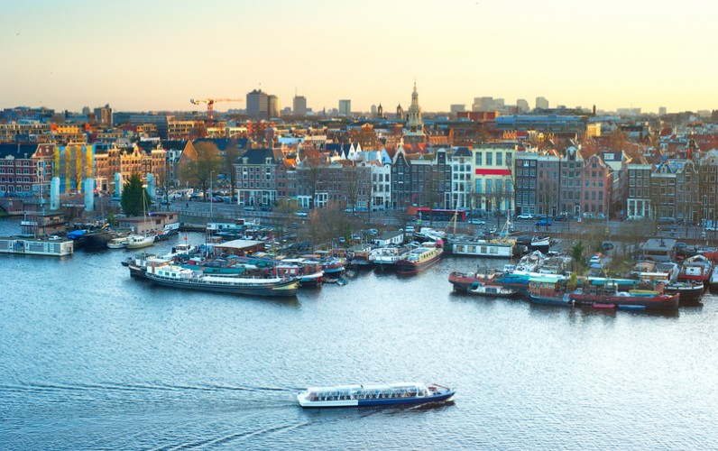 Amsterdam, Netherlands © Joyfull | Dreamstime