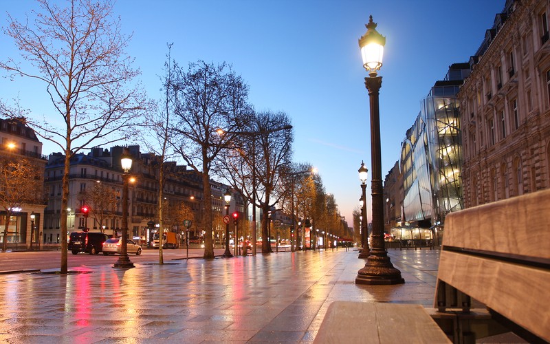 Champs Elysee, Paris © Tomas Marek | Dreamstime