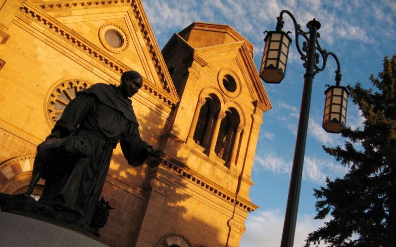 St. Francis of Assisi Cathedral, Santa Fe, New Mexico © Ricardo Reitmeyer | Dreamstime 33173633