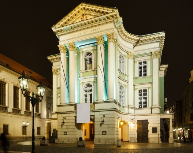 Stavovske Divadlo, The Estates Theatre of Prague, Czech Republic © Pxlsjpeg | Dreamstime 37967433