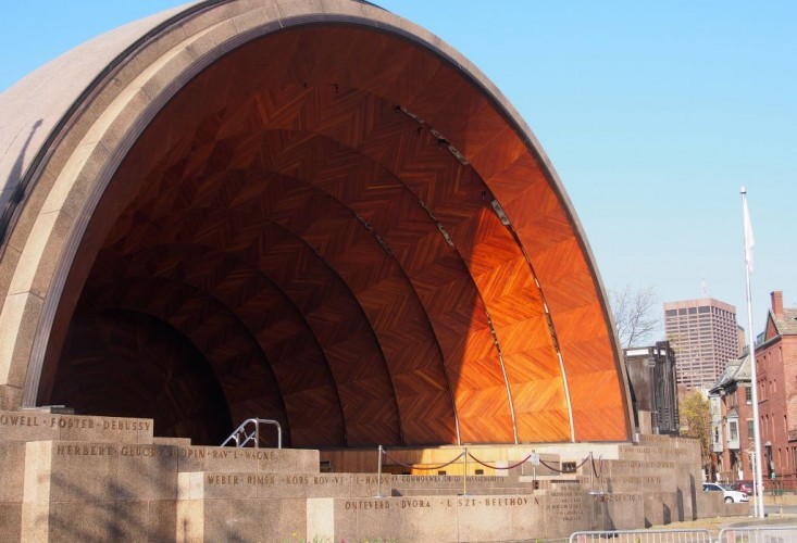 The Hatch Shell on the Esplanade Waterfront in Boston, Massachusetts © Isaac Kulka | Flickr