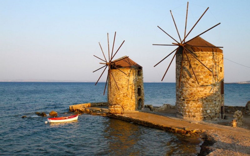 Windmills of Chios, Greece © Ctppix | Dreamstime 26661288
