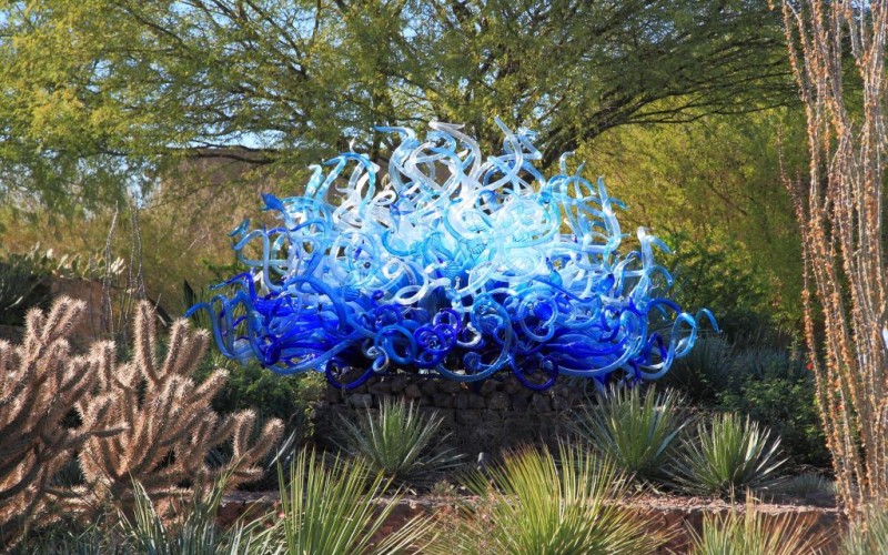 Glass Art by Dale Chihuly in the Desert Botanical Garden, Phoenix, Arizona © Thomas Vieth | Dreamstime 36863562