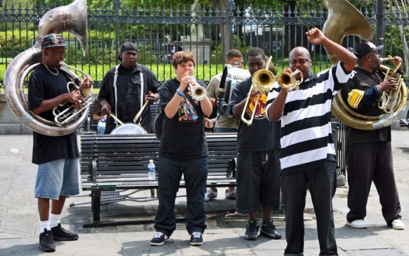Jazz Band playing in Jackson Square, New Orleans, Louisiana © Kenneth D Durden | Dreamstime 9064645