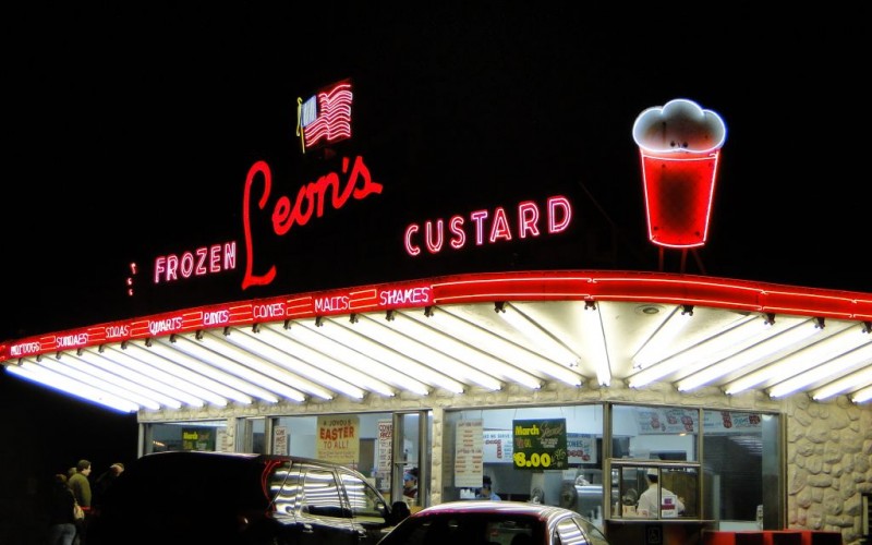 Leon's Frozen Custard, Milwaukee, Wisconsin © Amy Meredith | Flickr
