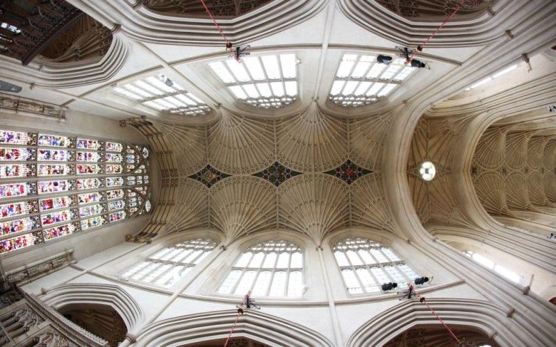 The 17th Century Fan Vaulted Ceiling of Bath Abbey in Somerset, England © Konstantin32 | Dreamstime 34411846