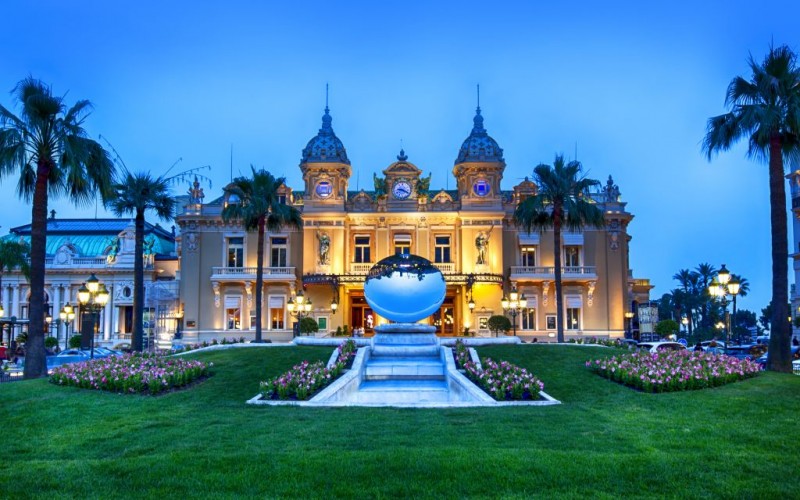 The Grand Casino of Monte Carlo, Monaco © Robyn Mackenzie | Dreamstime 42694592