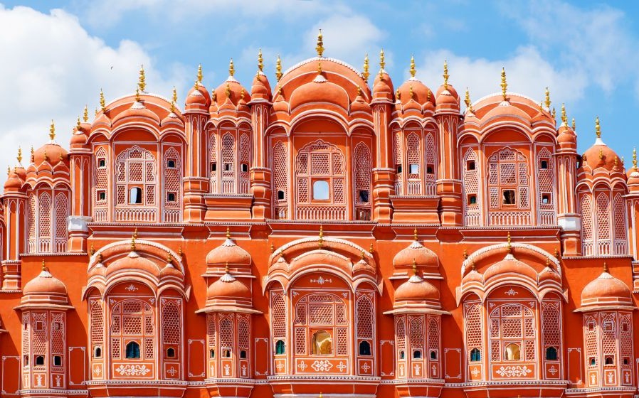 Hawa Mahal, Jaipur, Rajasthan, India © Byelikova | Dreamstime