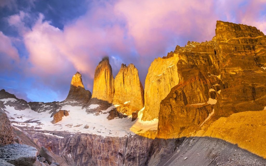 Torres del Paine National Park, Patagonia, Chile © Maciej Bledowski | Dreamstime 42793714