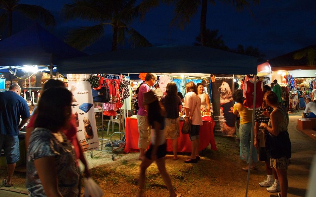 Chamorro Night Market, Guam © Junpei Abe | Flickr