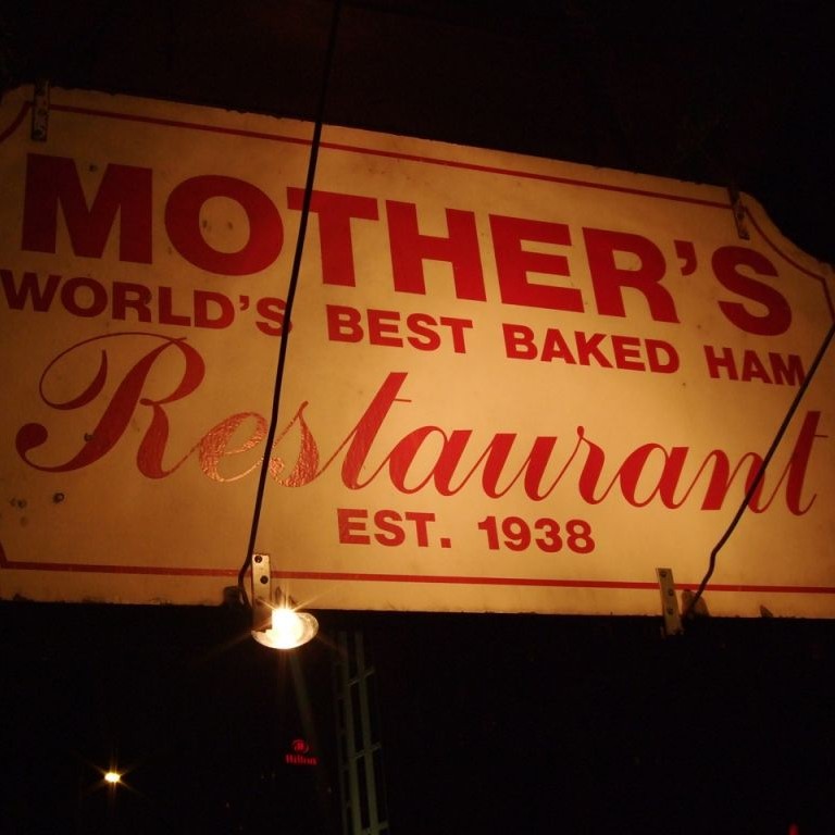 Mother's Restaurant, New Orleans, Louisiana © Chun-Hung Eric Cheng | Flickr