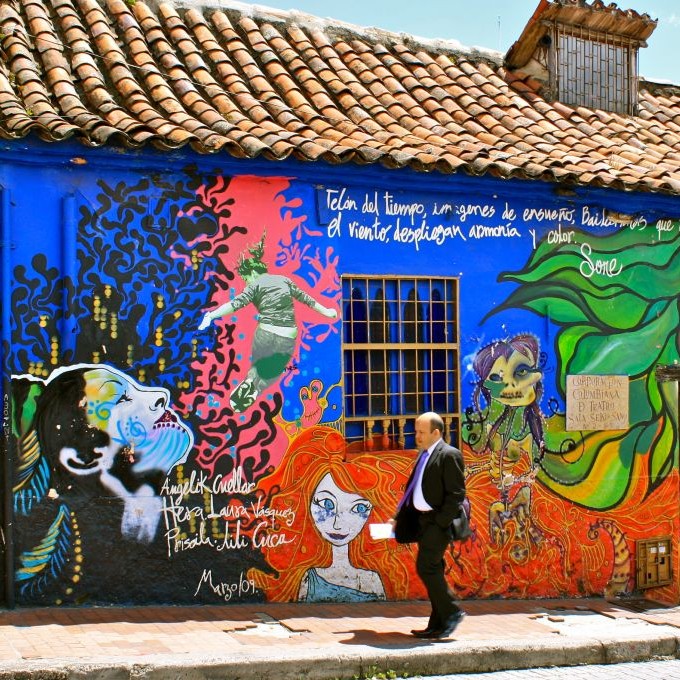 Street art in La Historica Candelaria, Bogota, Colombia © Uli Danner | Dreamstime 21042247