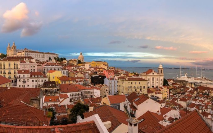 Lisbon, Portugal © Leonid Andronov | Dreamstime