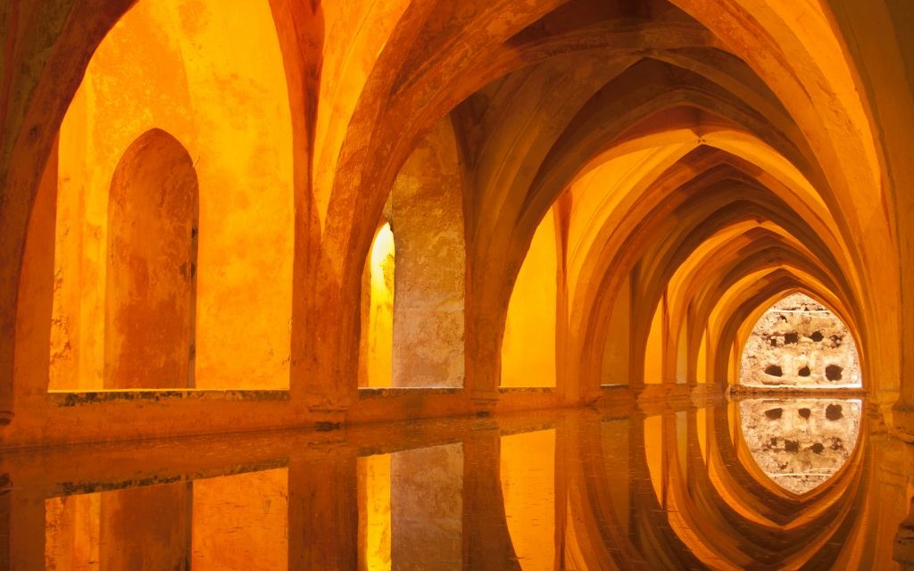 The Alcazar Baths of Lady Maria de Padilla, Seville, Andalucia, Spain © Sergey Krasikov | Dreamstime 26826228