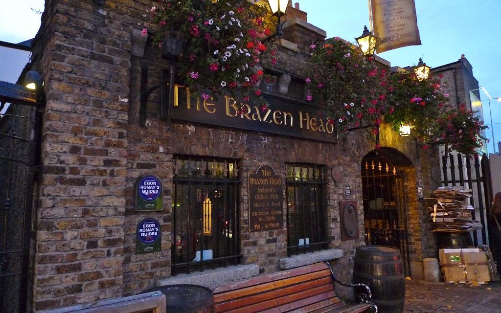 The Brazen Head, Dublin, Ireland © Chad & Steph | Flickr