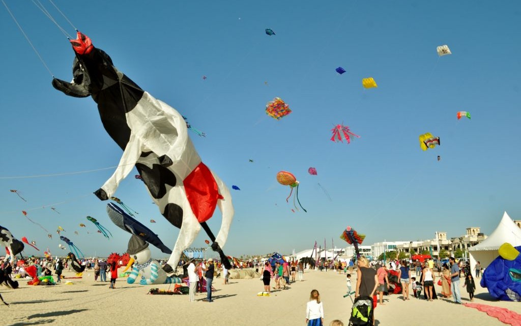 Kite Beach, Dubai, United Arab Emirates © Ninoak | Dreamstime 49887671