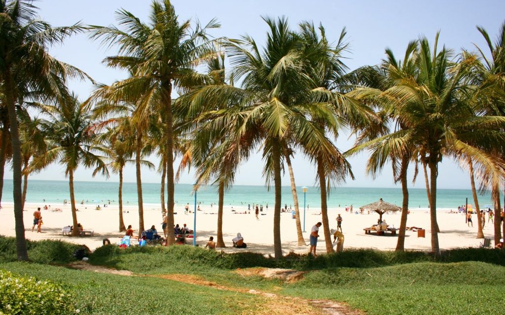 Russian Beach, Dubai, United Arab Emirates © Molimar | Dreamstime 4430952