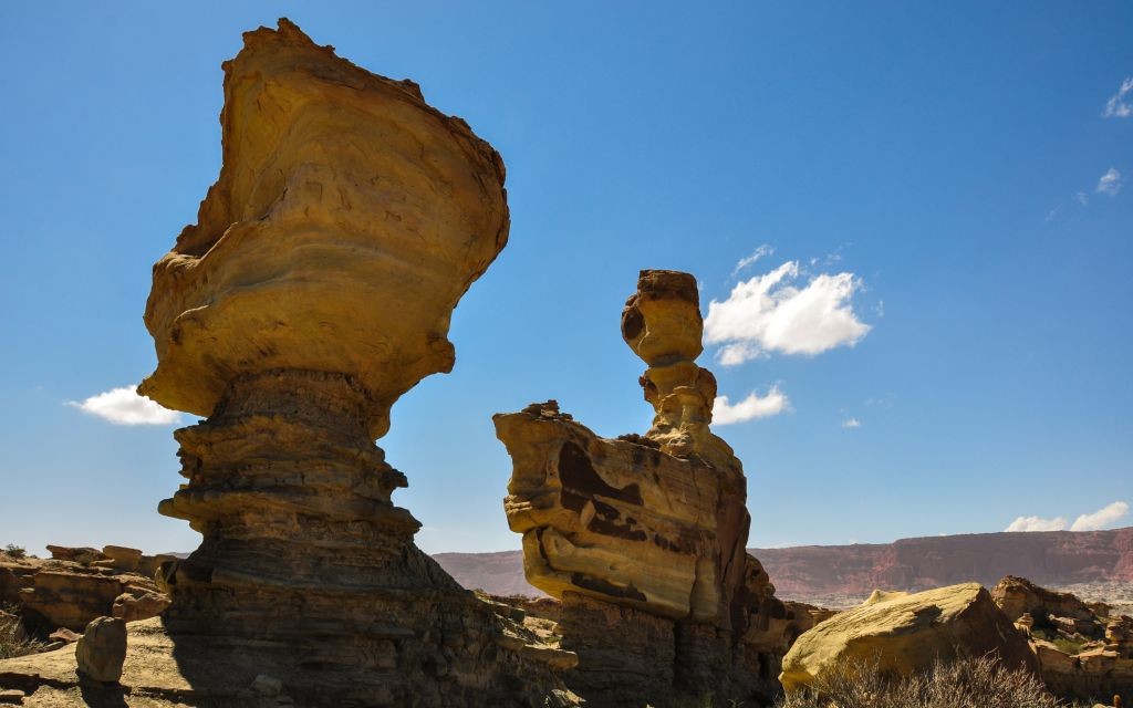 Valle de la Luna, Atacama Desert, Chile © Brizardh | Dreamstime 45240988