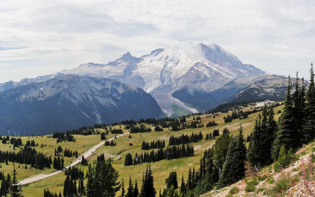 Mount Rainier from Sourdough Ridge, Washington State © Miguel Vieira | Flickr