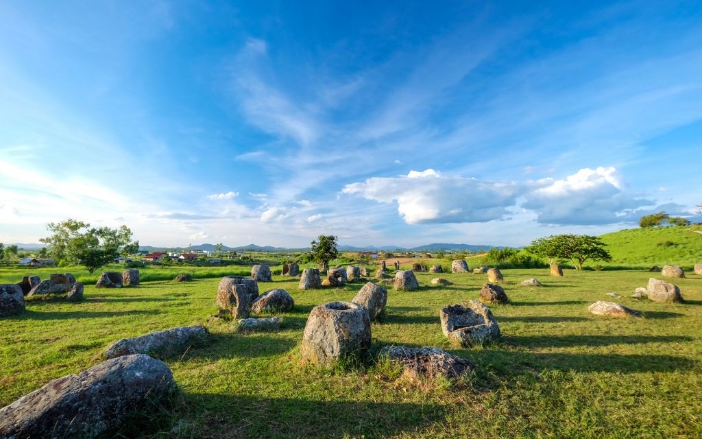 Plain of Jars, Phonsovan, Laos © Nhut Le Quang | Dreamstime 61965608