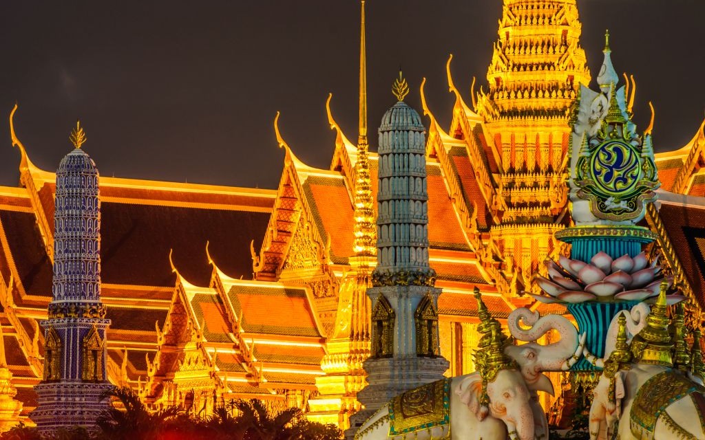 Wat Phra Kaew, The Temple of the Emerald Buddha, Bangkok, Thailand © Petch Janto | Dreamstime 59491303