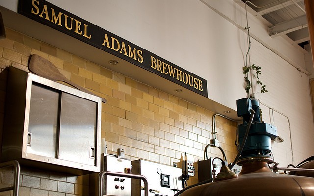 Samuel Adams Brewery in Boston, Massachusetts © Edgar | Flickr