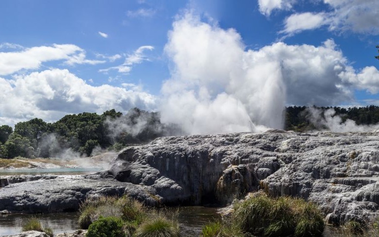 Whakarewarewa Geothermal Area, New Zealand © Steveheap | Dreamstime 39835329