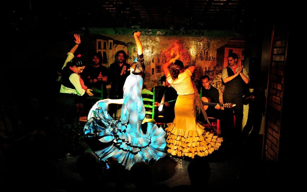 Flamenco in Albayzin, Granada, Spain © Daan Holthausen | Dreamstime 13860492