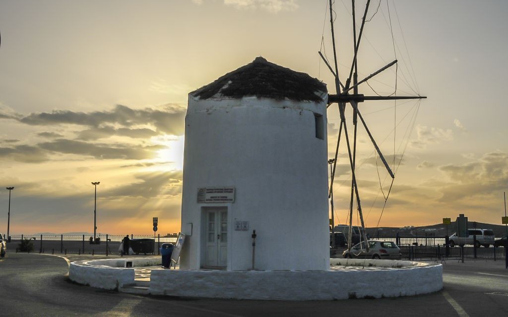 Paros, Greece © Garth Grimmer | Dreamstime 42106672