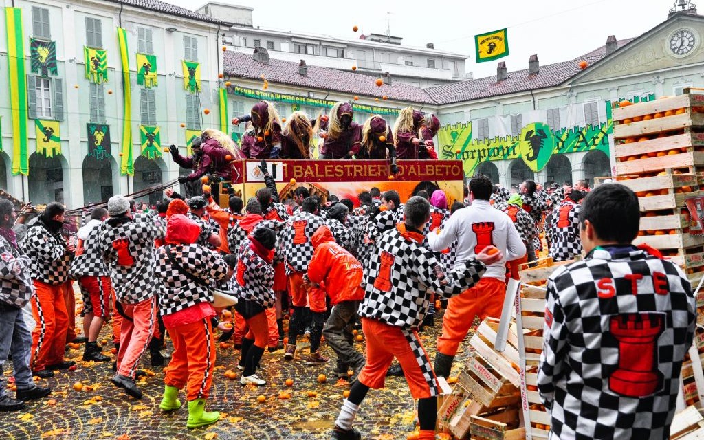 The Battle of the Oranges, Ivrea, Italy © Zilli Roberto | Dreamstime 38494495