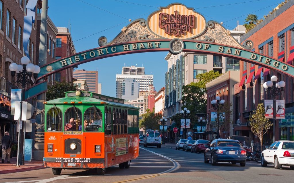 An Old Town Trolley in the Gaslamp District, San Diego, California © Susanne Neal | Dreamstime 18232083