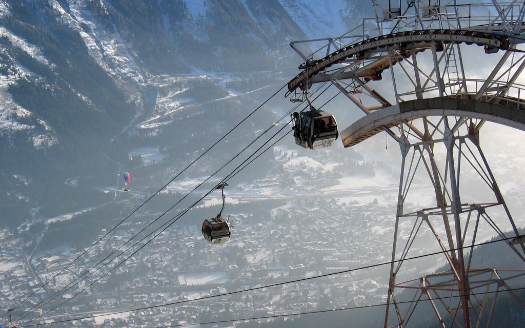 A Chamonix Cable Car in the French Alps © Tomd | Dreamstime 206736