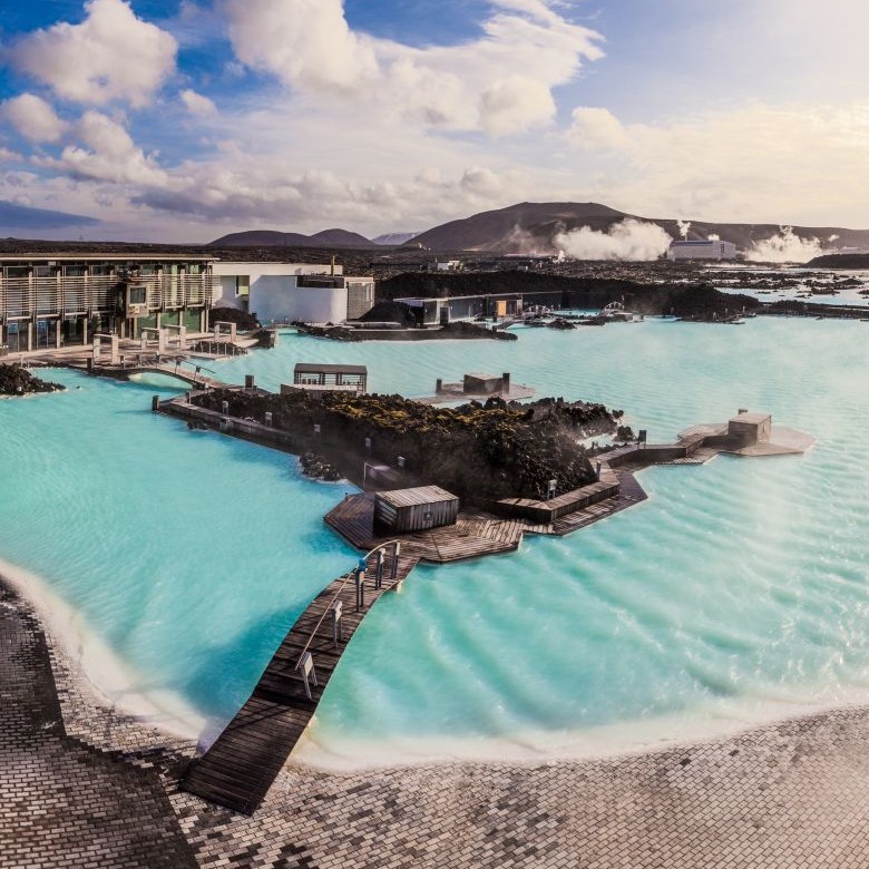 Blue Lagoon Geothermal Pool, Iceland © Kan1234 | Dreamstime 46981598