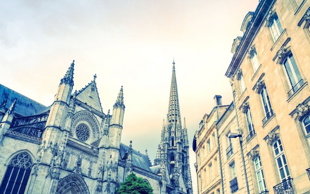 Old Town, Bordeaux, France © Iloveotto | Dreamstime 40448126