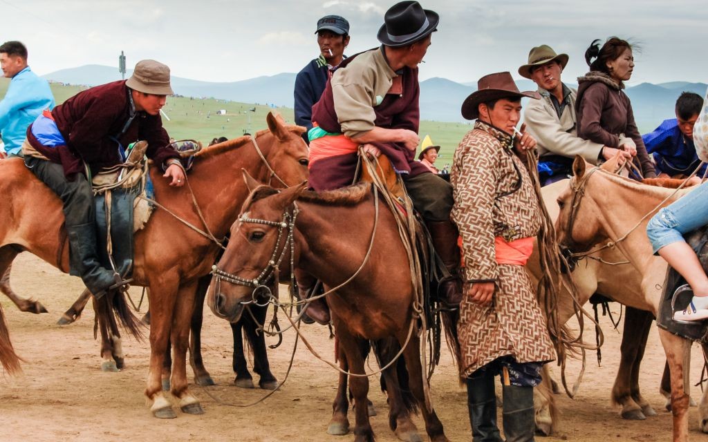 Naadam Horse Racing, Ulaanbaatar, Mongolia © Loca4motion | Dreamstime 38305266
