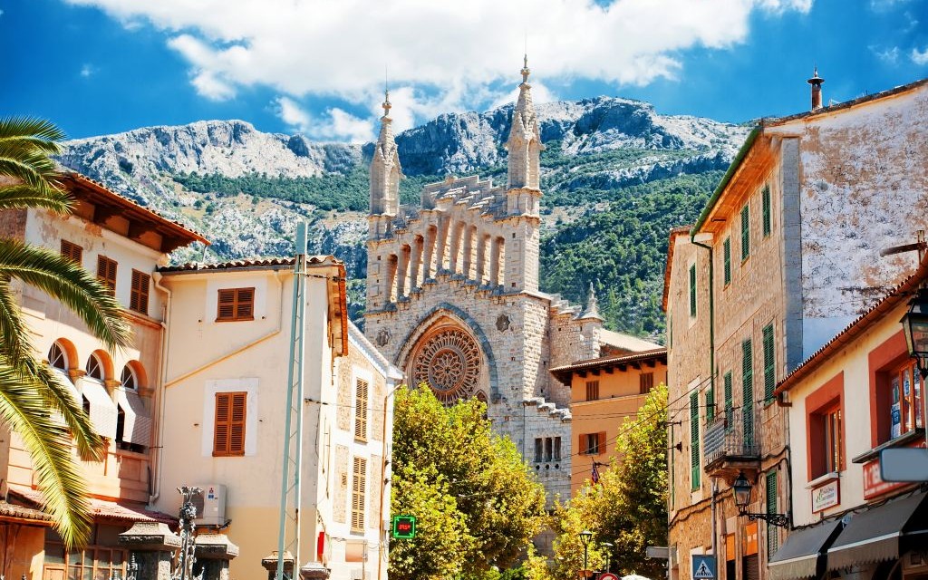 Soller and Cathedral Sant Bartomeu, Mallorca, Spain © Veronika Galkina | Dreamstime 37611370