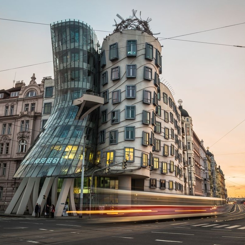 Dancing House, Prague, Czech Republic © Mike Clegg | Dreamstime 63487740