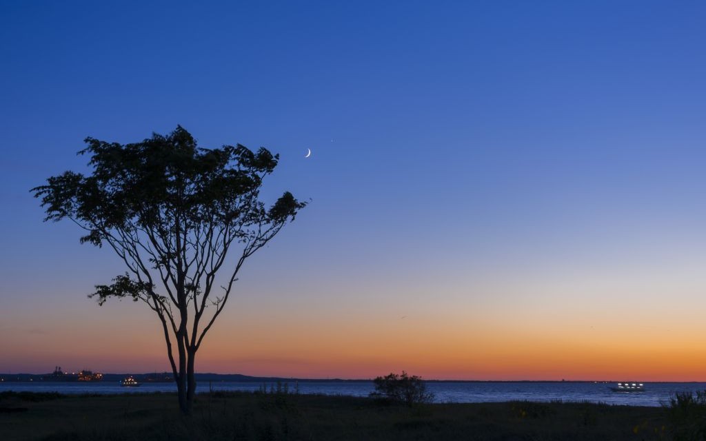 Twilight at Sandy Hook, New Jersey © Suchen1967 | Dreamstime 42686374