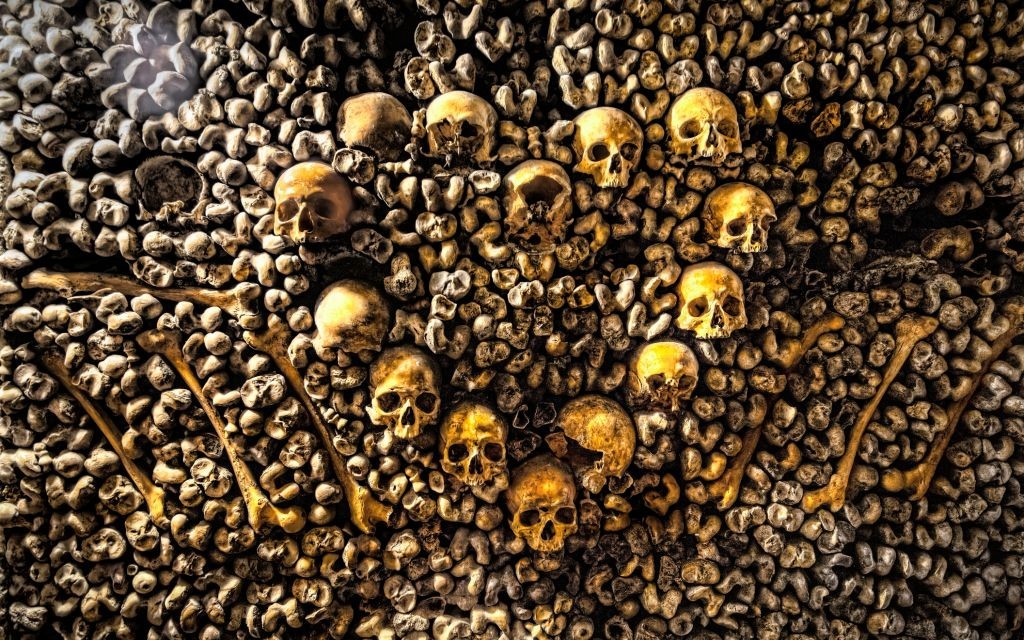 Catacombs of Paris, France © Dirk Wenzel | Dreamstime 58914292