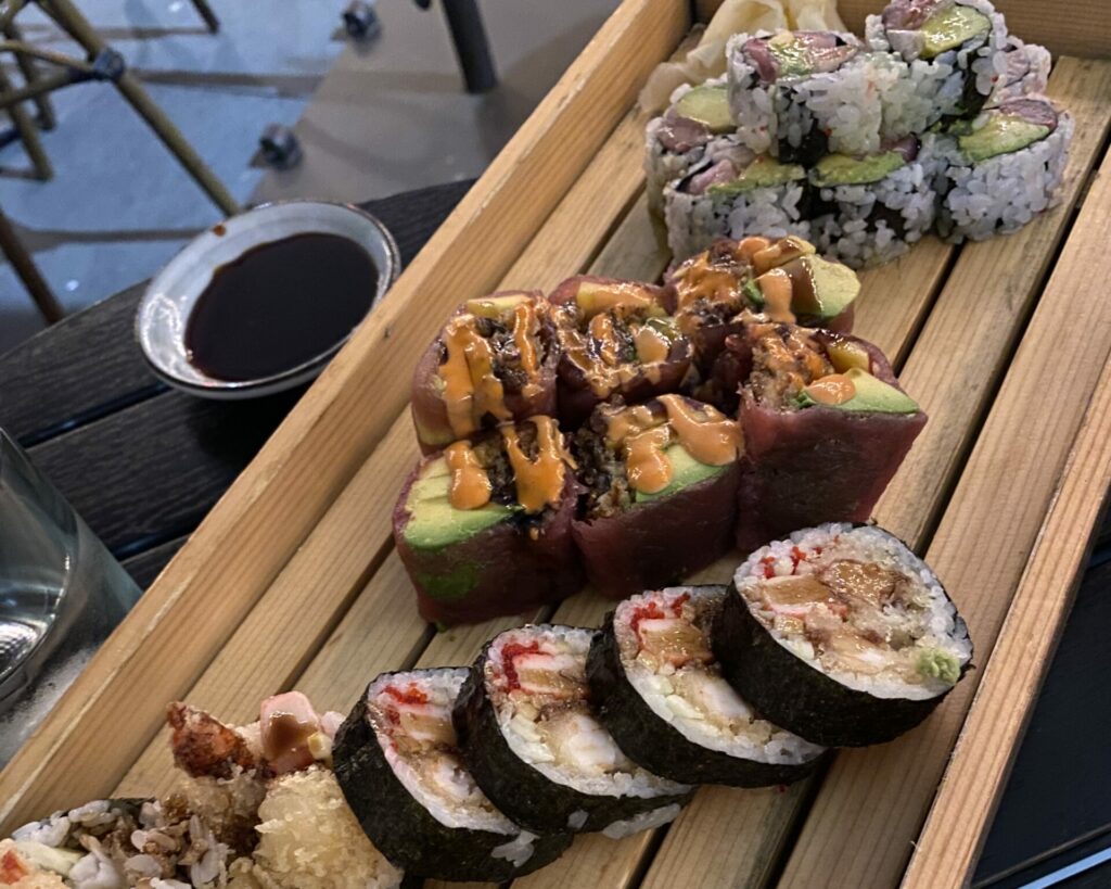 Tuna Bar