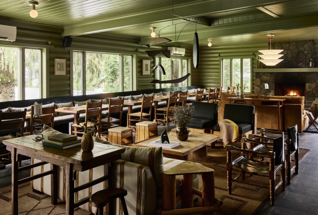 restaurant